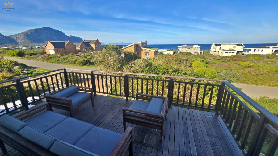 4 Bedroom Property for Sale in Bettys Bay Western Cape